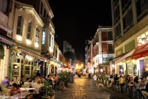 Θεσσαλονίκη by Night - Pieria Rent A Car